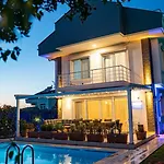 Oludeniz 3 Bedroom - 8904 * Фетхие