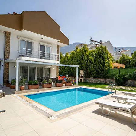 Villa Oludeniz 3 Bedroom - 8904 Fethiye