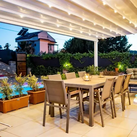 Oludeniz 3 Bedroom - 8904 别墅 费特希耶